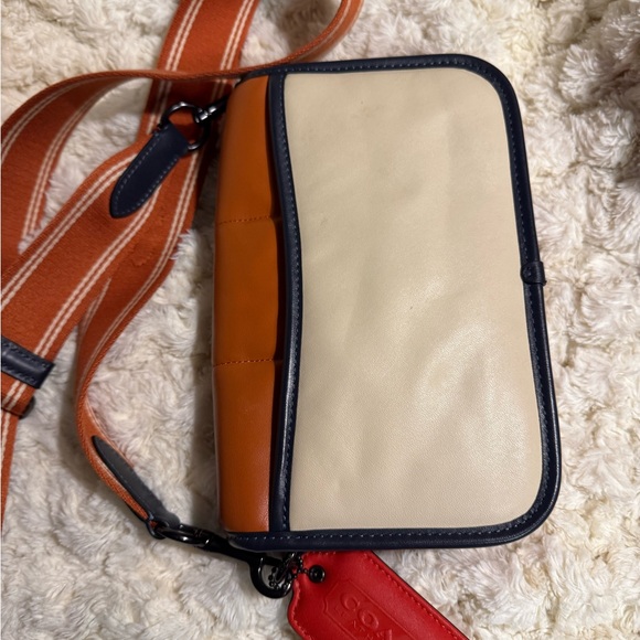 Coach Dinky Quilted Multicolor Crossbody Bag

New without tags. - Picture 3 of 16